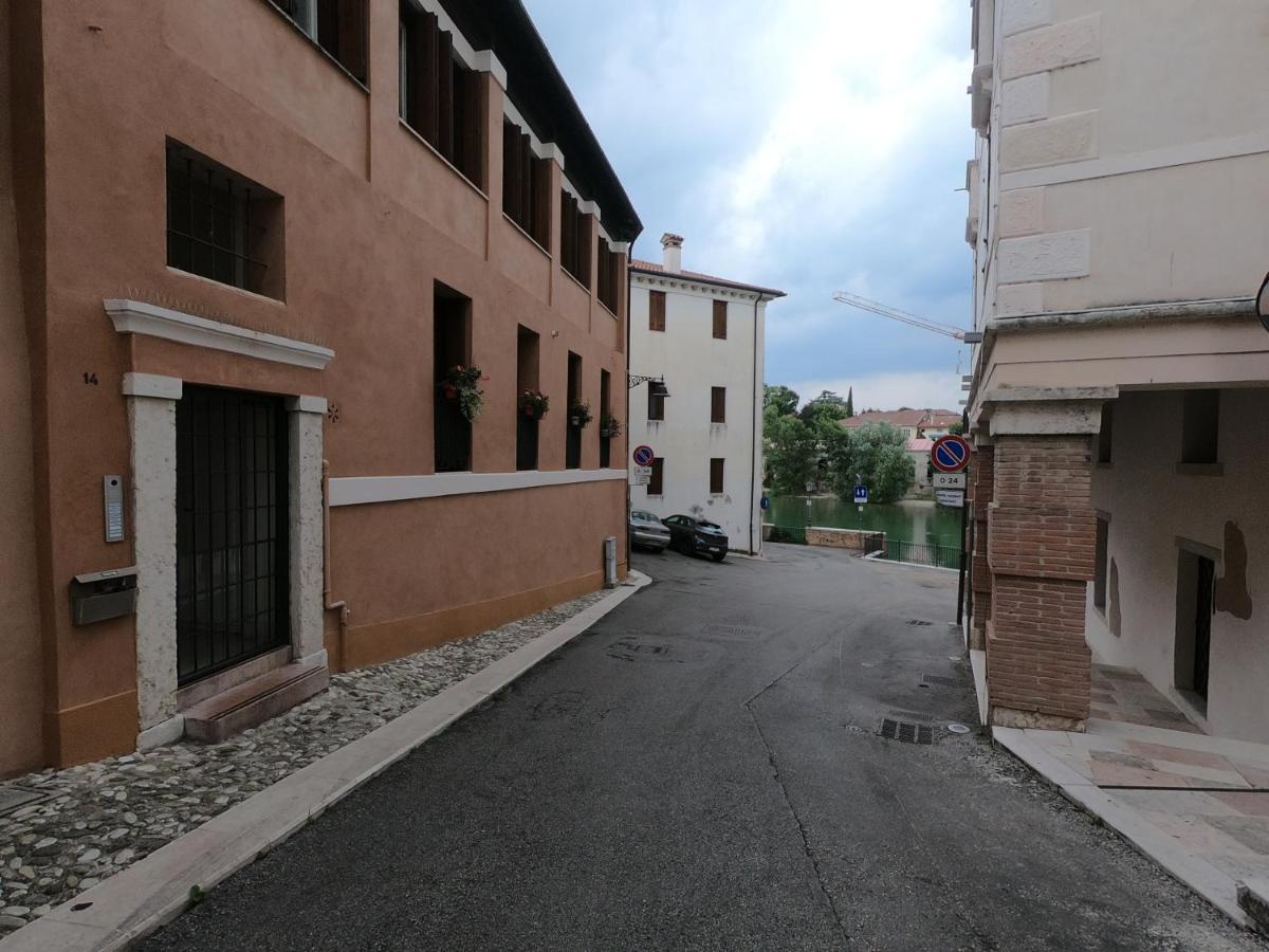 Al Vecchio Porto Apartment Bassano del Grappa Bagian luar foto